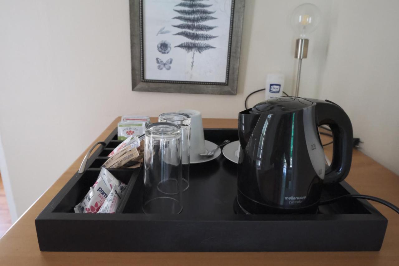 The Whitehouse Bed And Breakfast 다반 외부 사진