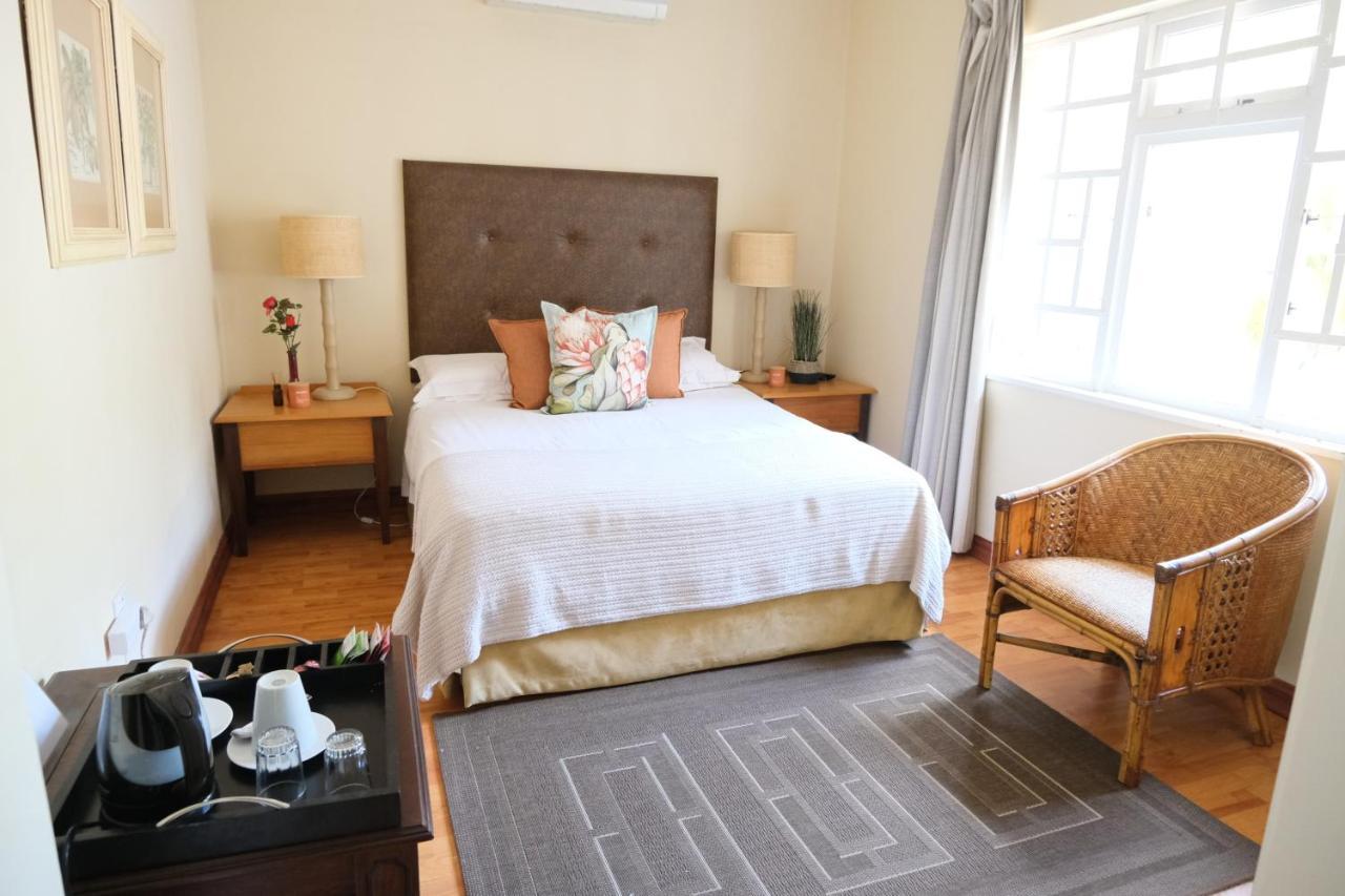 The Whitehouse Bed And Breakfast 다반 외부 사진